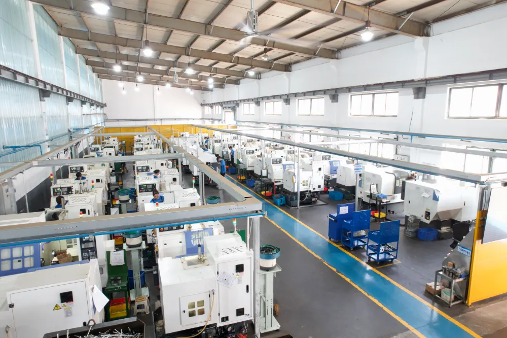 Mecanizado CNC automatizado en la f&aacute;brica de Deli-Newdexin para sujetadores de acero inoxidable de alta calidad.